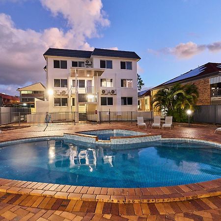 Southport Motel & Apartments Gold Coast Exterior photo