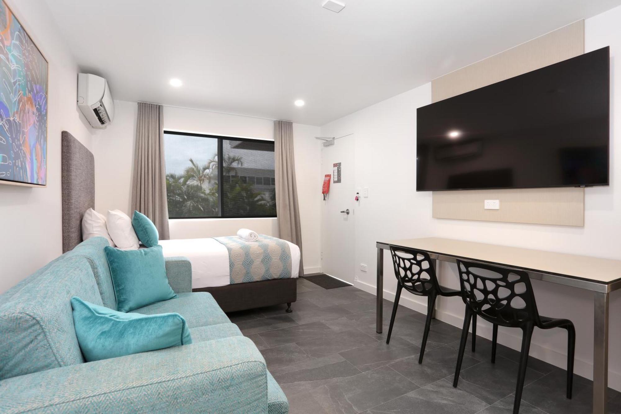 Southport Motel & Apartments Gold Coast Exterior photo