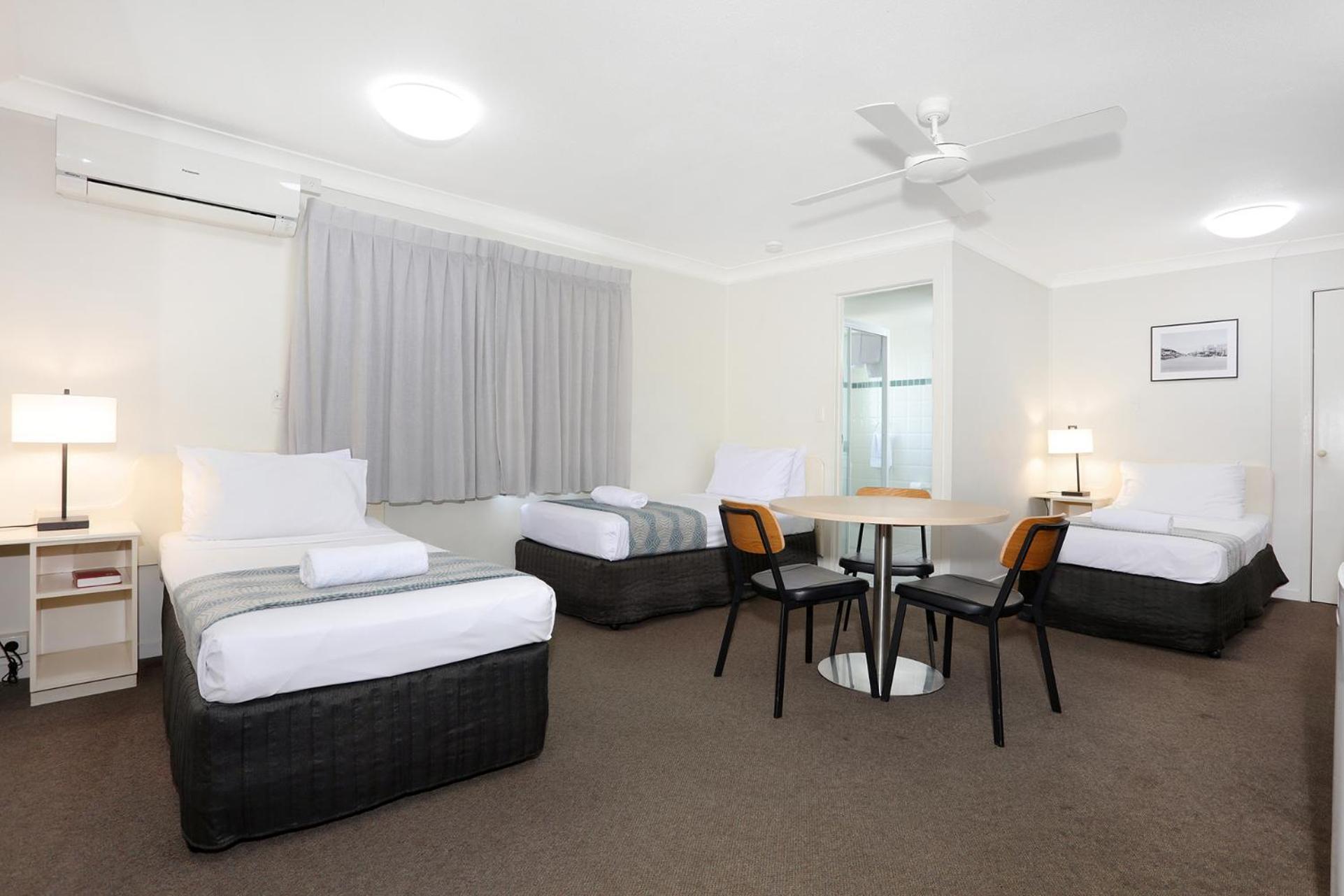Southport Motel & Apartments Gold Coast Exterior photo
